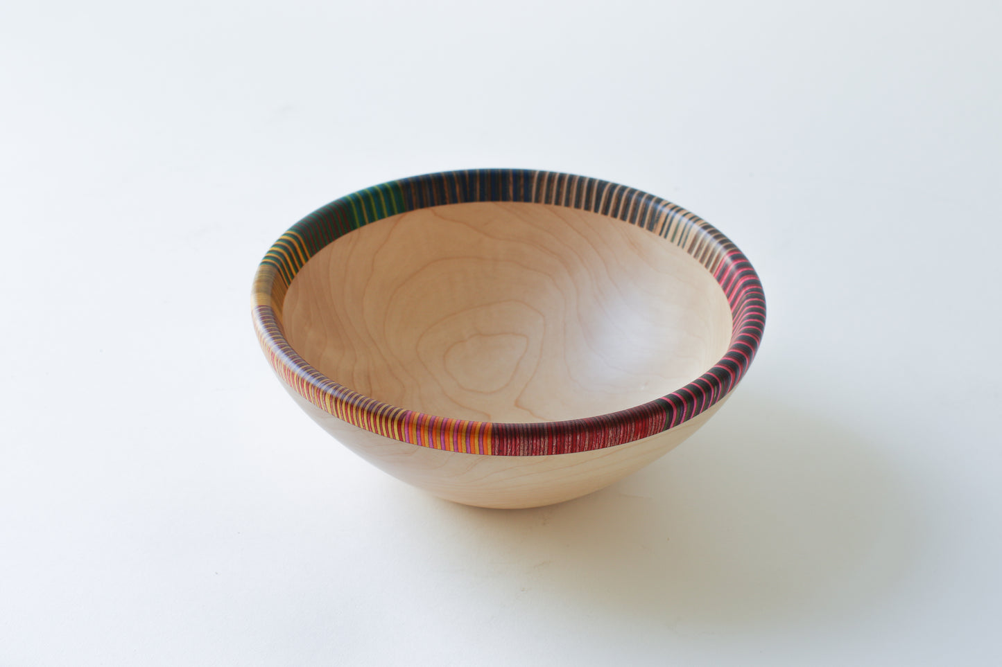rimmed bowl