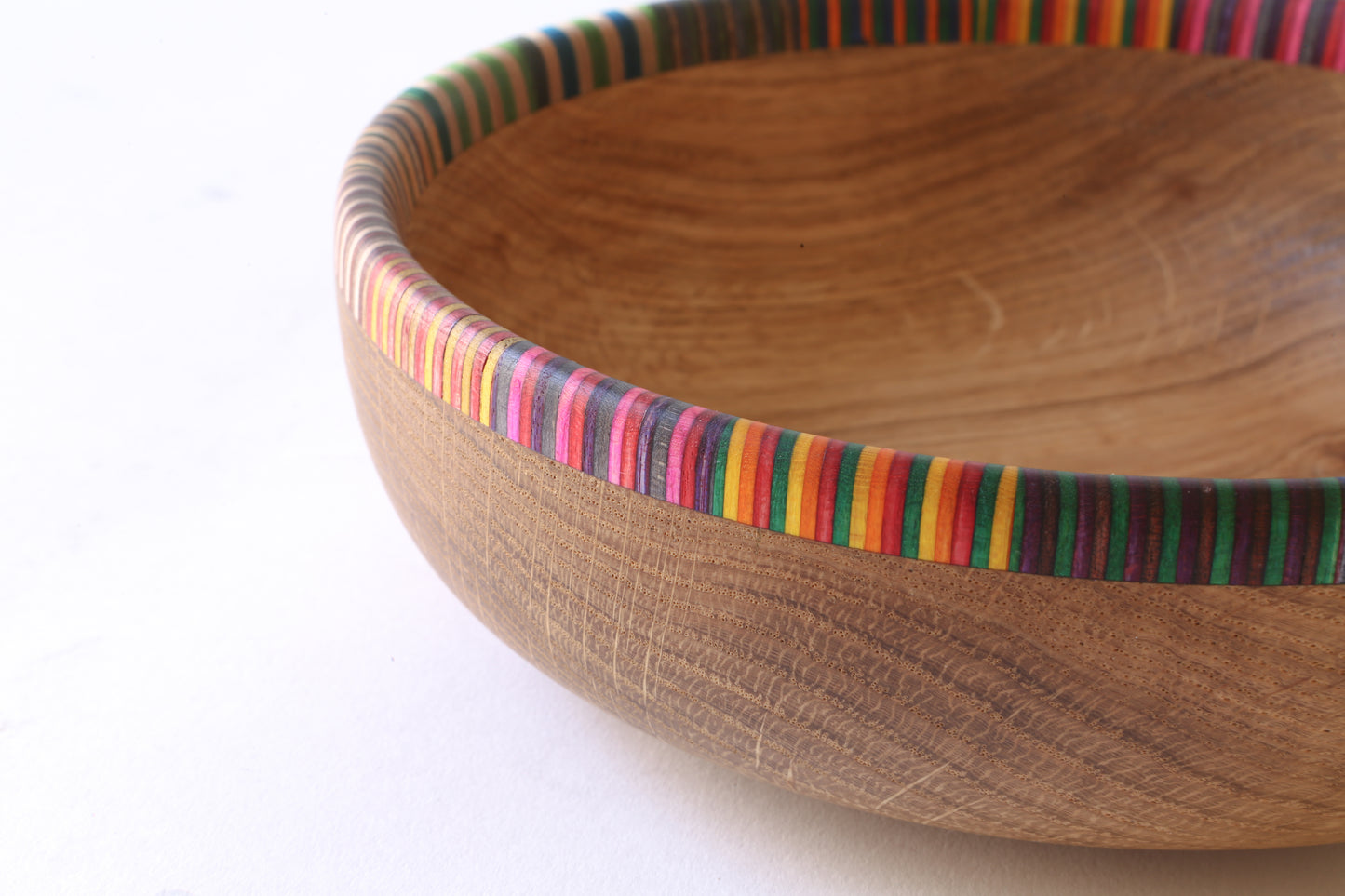rimmed bowl