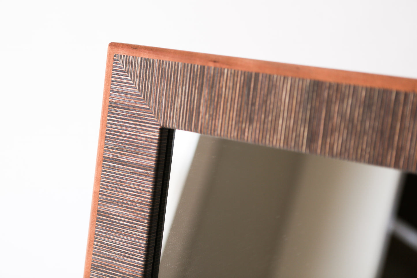 ply mirror