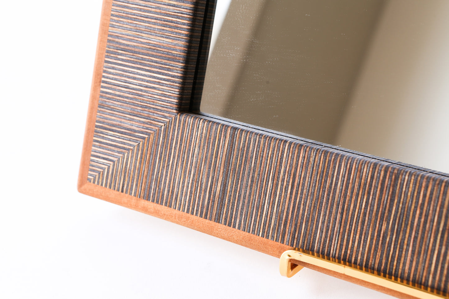 ply mirror